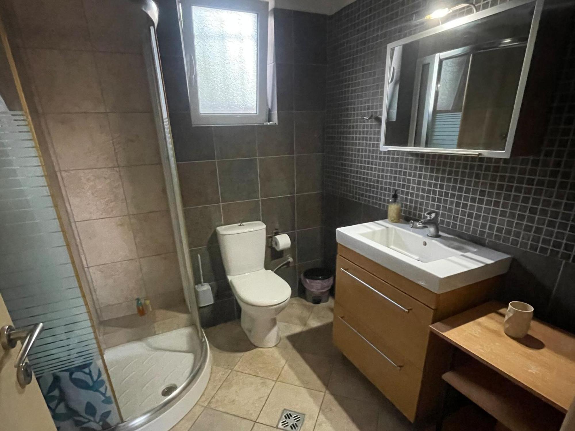Patras - Independent Studio In Quiet Area מראה חיצוני תמונה